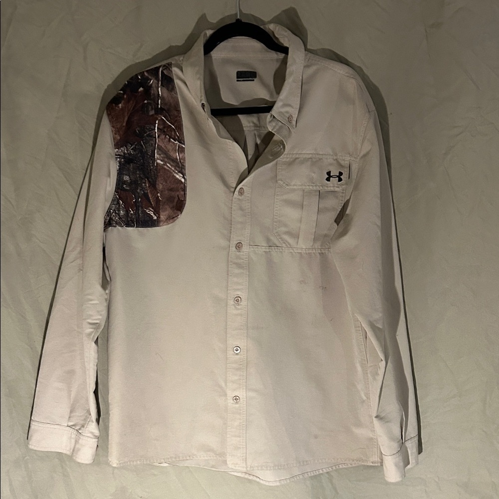 Men’s Under Armour hunting shirt